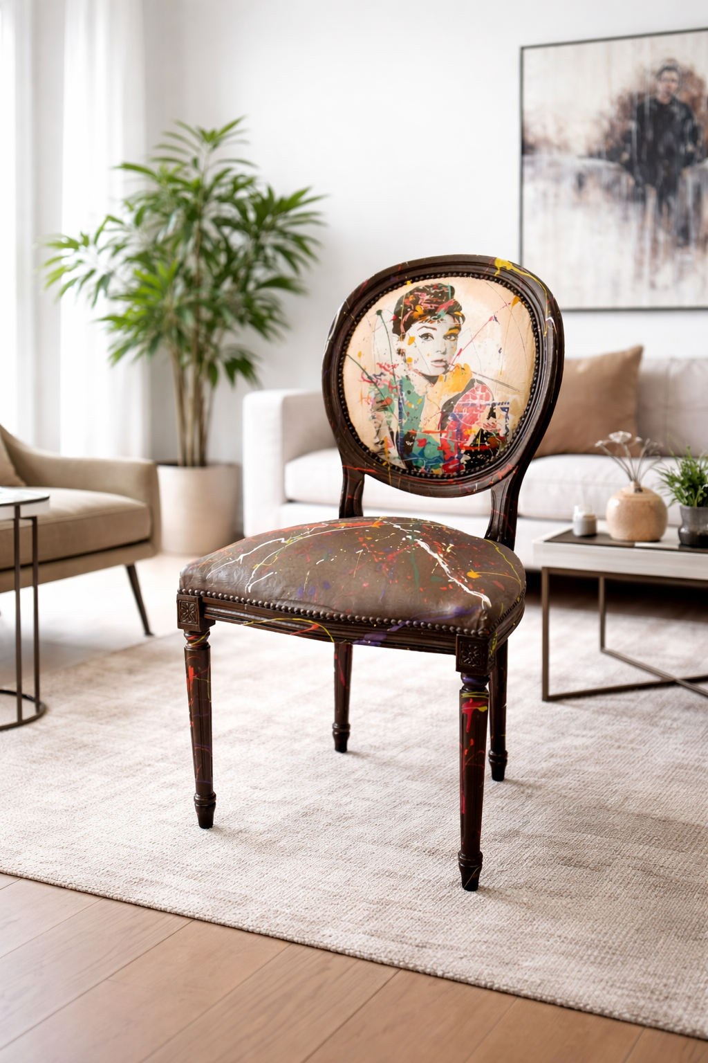 Staré židle v moderním interiéru – jak je stylově zakomponovat